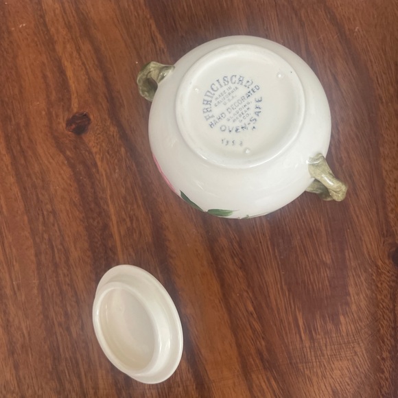 Vintage Franciscan Desert Rose sugar bowl with lid pink and cream and green - Picture 7 of 10